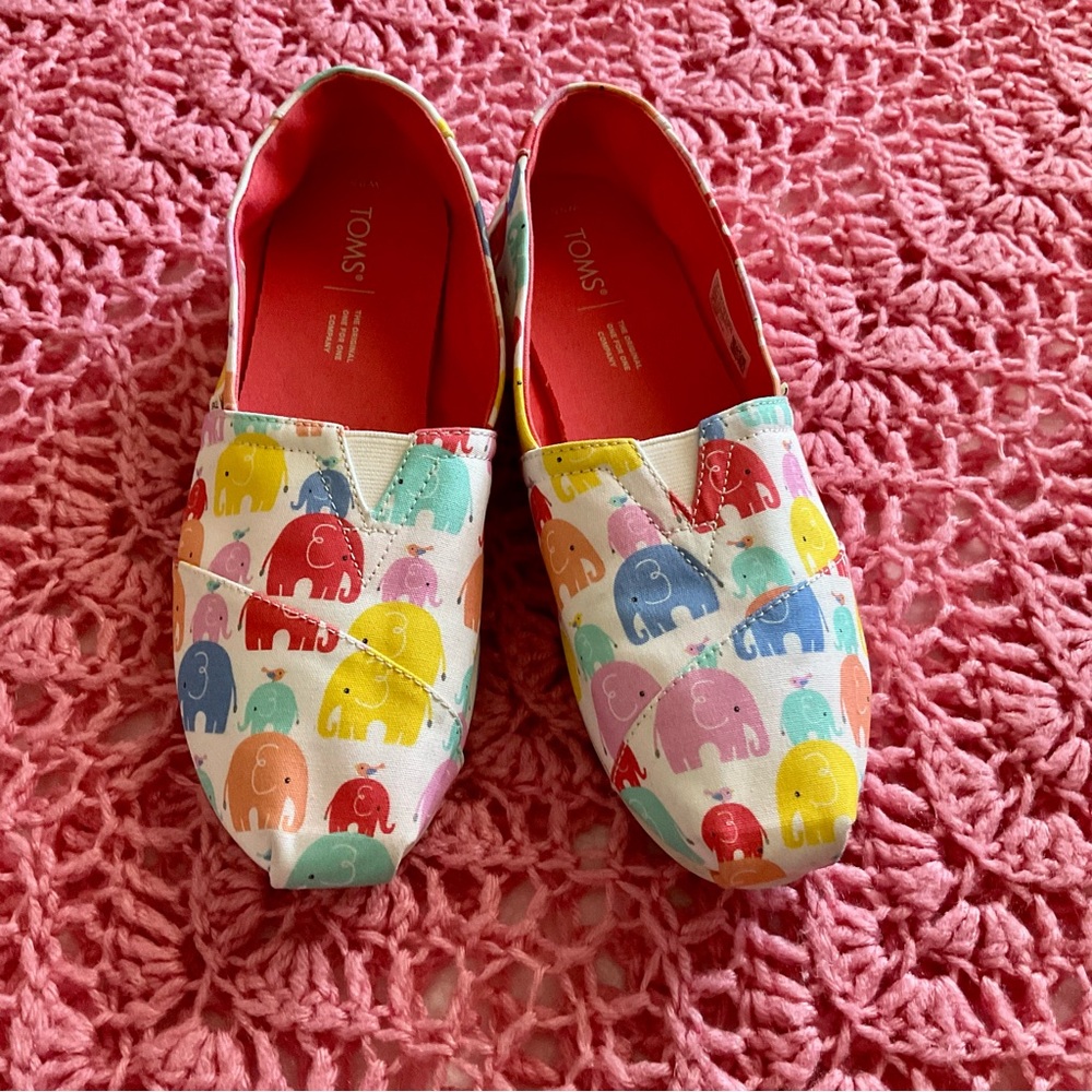 Tom’s Colorful Elephant Print Shoes alpargata brand new - Picture 2 of 8